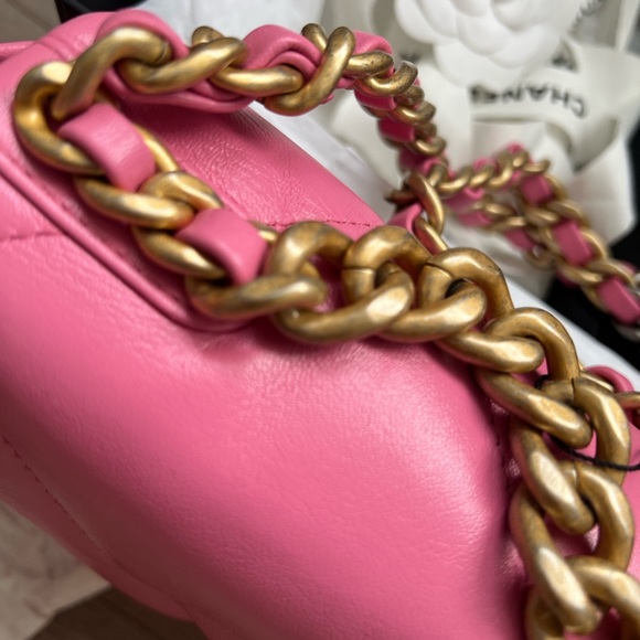 ***SOLD***Chanel 19 bag - Picture 11 of 15
